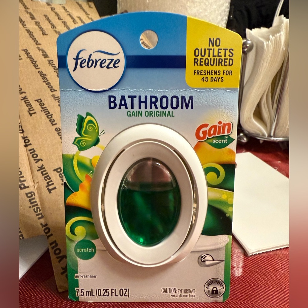 Febreze Small Spaces Air Freshener GAIN SCENT single pack Sealed
